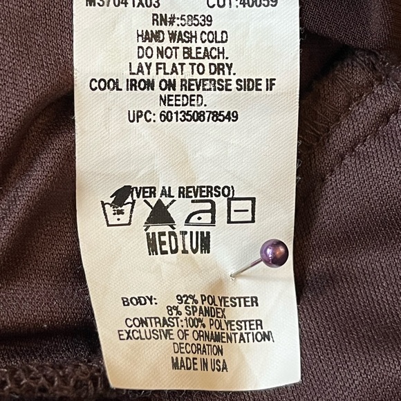 Flattering form fitting dress by Speechless - Picture 7 of 7